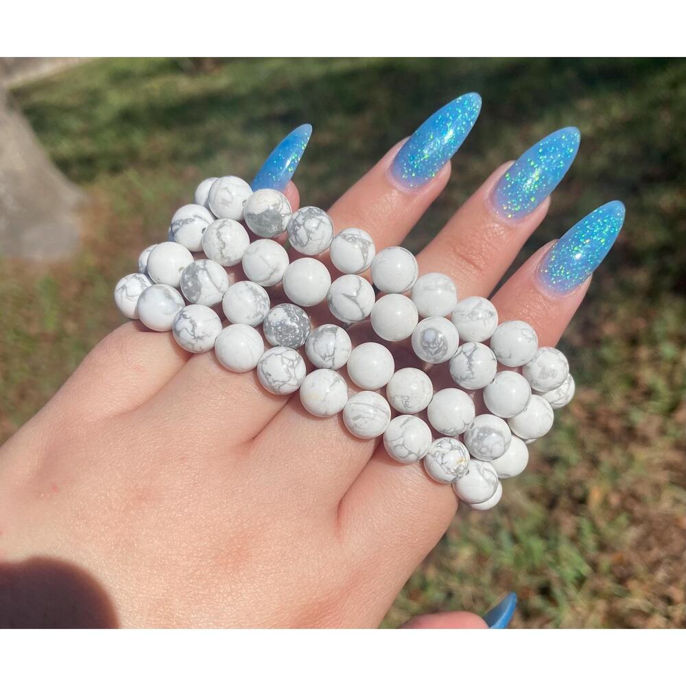 8 mm Howlite Beaded Bracelet